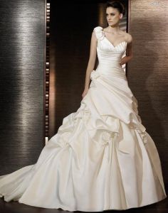 Изысканное свадебное платье, HG2013 ― Интернет-магазин Свадебных платьев Солодко-разом
