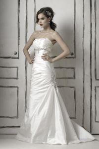 Изысканное свадебное платье, модель JR000707 ― Интернет-магазин Свадебных платьев Солодко-разом