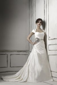 Изысканное свадебное платье, модель JR000708 ― Интернет-магазин Свадебных платьев Солодко-разом