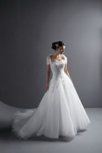 Изысканное свадебное платье, модель JR000733 ― Интернет-магазин Свадебных платьев Солодко-разом
