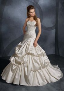 Модный свадебный наряд, модель MNX80017 ― Интернет-магазин Свадебных платьев Солодко-разом