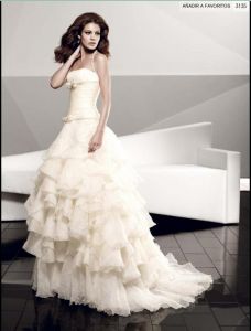 Невеста в свадебном платье, модель PIPZ7004 ― Интернет-магазин Свадебных платьев Солодко-разом