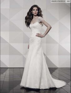 Невеста в свадебном платье, модель PIPZ7028 ― Интернет-магазин Свадебных платьев Солодко-разом