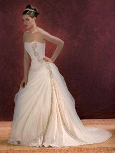 Элегантное свадебное платье, модель dem877014 ― Интернет-магазин Свадебных платьев Солодко-разом