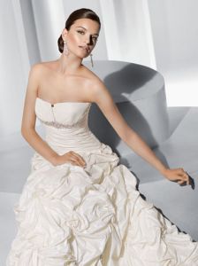 Элегантное свадебное платье, модель dem877040 ― Интернет-магазин Свадебных платьев Солодко-разом