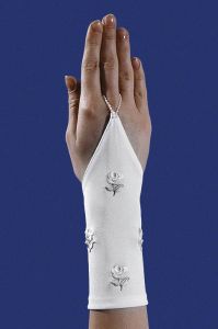 Свадебные перчатки, модель pi0127 ― Интернет-магазин Свадебных платьев Солодко-разом