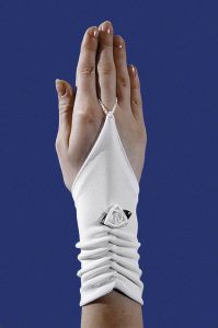 Свадебные перчатки, модель pi0109 ― Интернет-магазин Свадебных платьев Солодко-разом