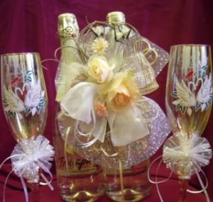 украшение для шампанского, модель 4101 ― Интернет-магазин Свадебных платьев Солодко-разом