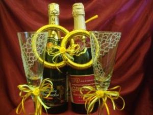 украшение для шампанского, модель 4117 ― Интернет-магазин Свадебных платьев Солодко-разом