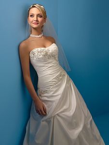 Свадебный наряд, модель Ag010123 ― Интернет-магазин Свадебных платьев Солодко-разом