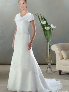 Шикарное недорогое платье, модель BY10001 ― Интернет-магазин Свадебных платьев Солодко-разом