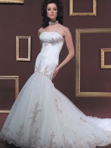 Шикарное недорогое платье, модель BY10006 ― Интернет-магазин Свадебных платьев Солодко-разом