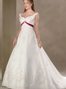Шикарное недорогое платье, модель BY10028 ― Интернет-магазин Свадебных платьев Солодко-разом