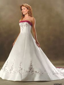 Шикарное недорогое платье, модель BY10036 ― Интернет-магазин Свадебных платьев Солодко-разом