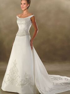 Шикарное недорогое платье, модель BY10038 ― Интернет-магазин Свадебных платьев Солодко-разом