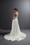 Изысканное свадебное платье, модель JR000724