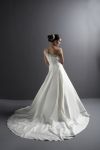 Изысканное свадебное платье, модель JR000729