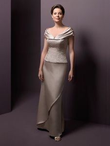 Элегантное платье, модель M010 ― Интернет-магазин Свадебных платьев Солодко-разом