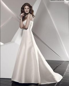Невеста в свадебном платье, модель PIPZ7033 ― Интернет-магазин Свадебных платьев Солодко-разом