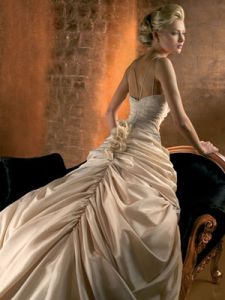 Элегантное свадебное платье, модель dem877023 ― Интернет-магазин Свадебных платьев Солодко-разом